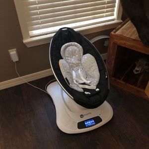 Mamaroo 4 MOMS